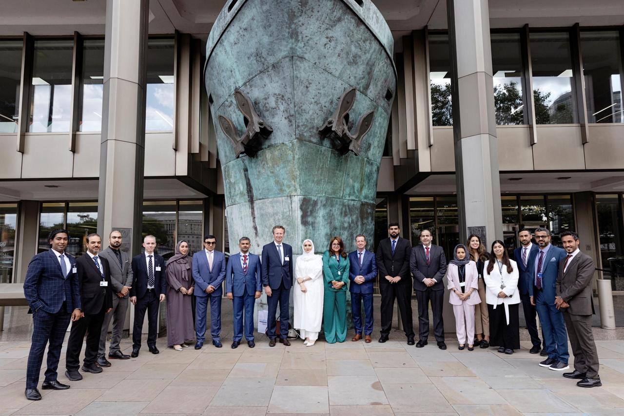 Group Photo of UAE Maritime Delegate and DNV