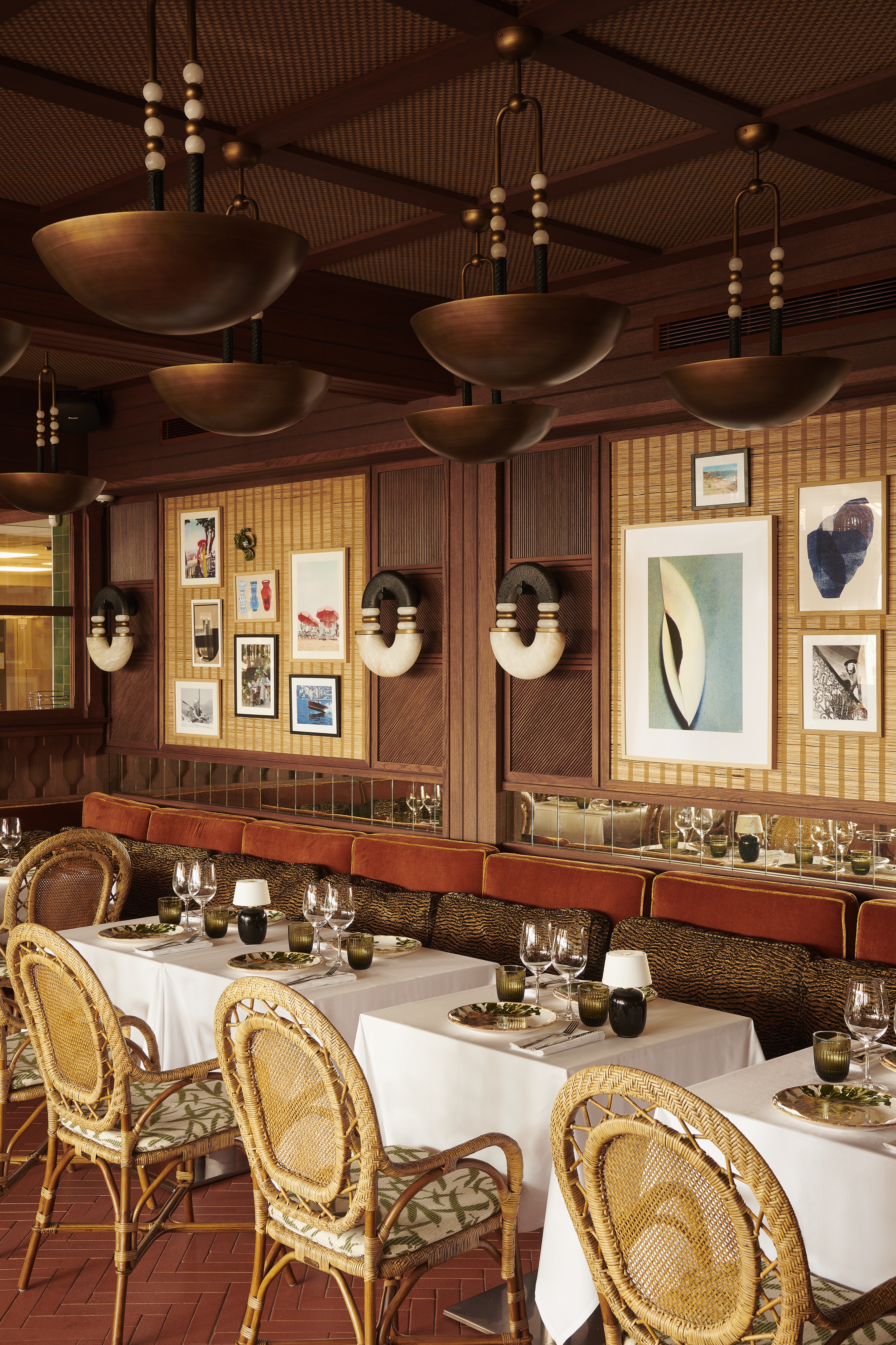 African Queen - Interior Image