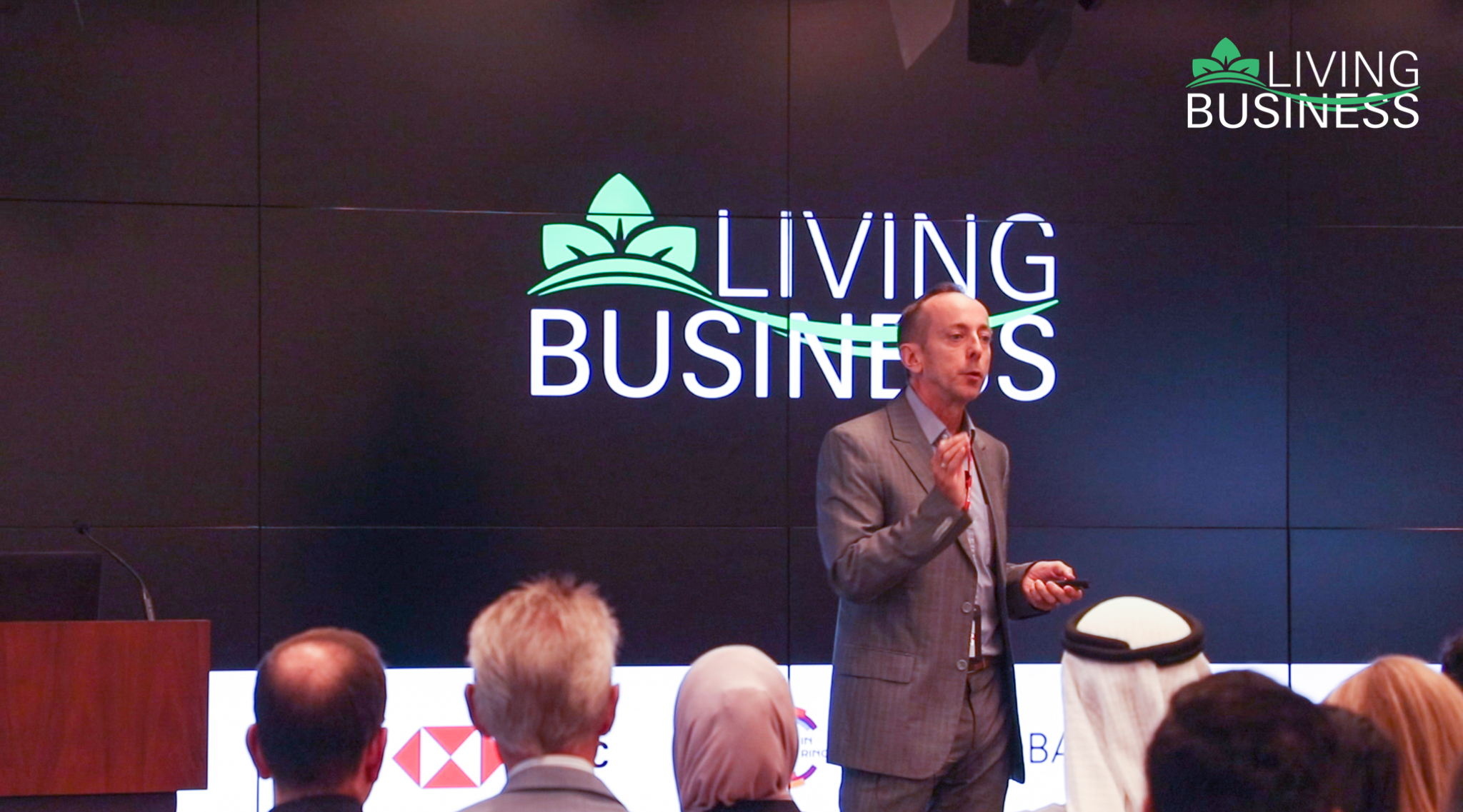 Living Business 2020-37