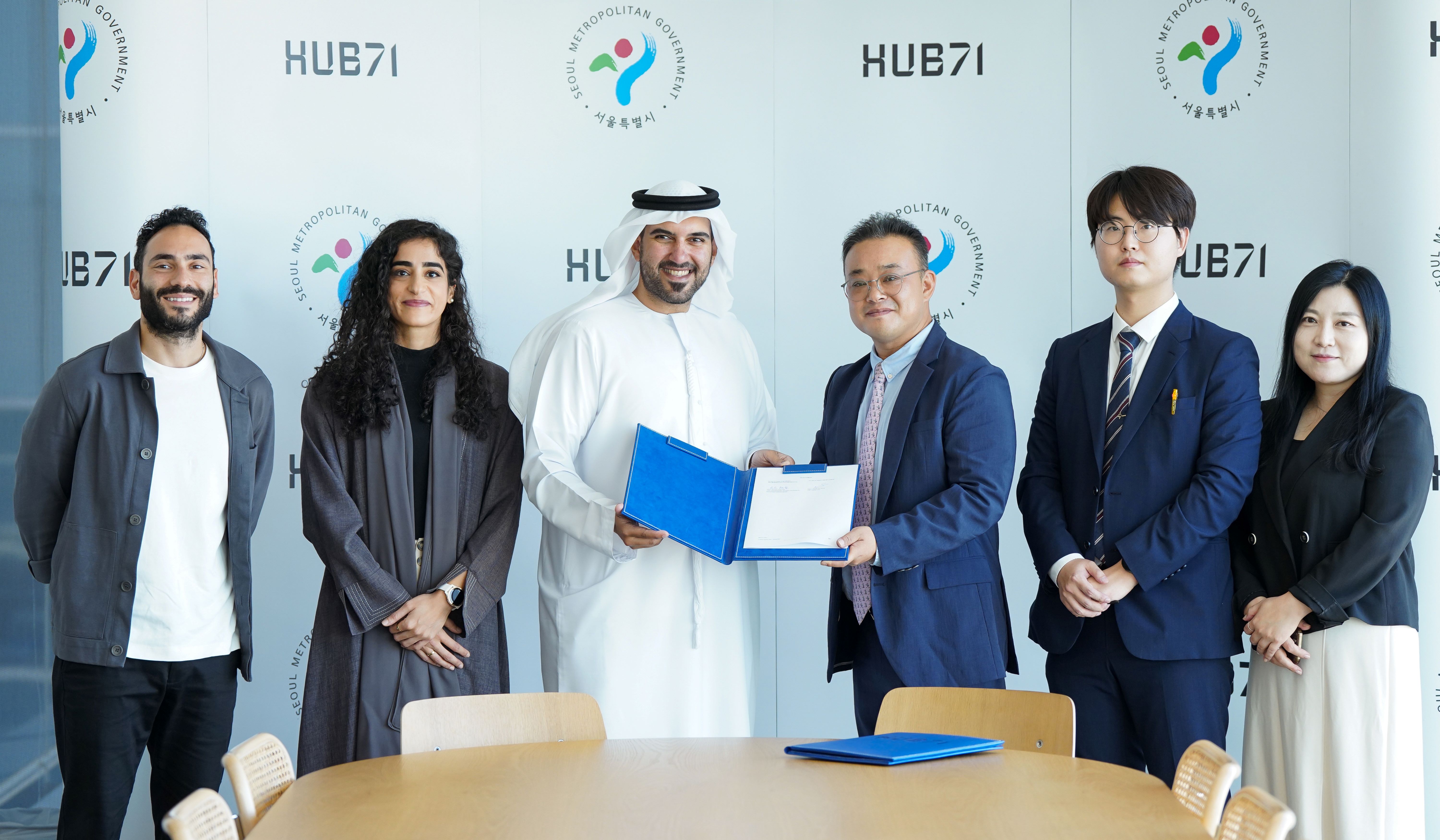 Hub71 x Invest Seoul MoU Signing 02