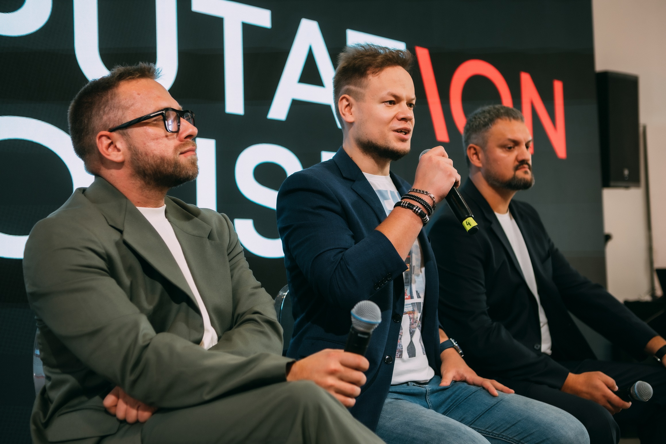 Dima__Nikita_answering_questions