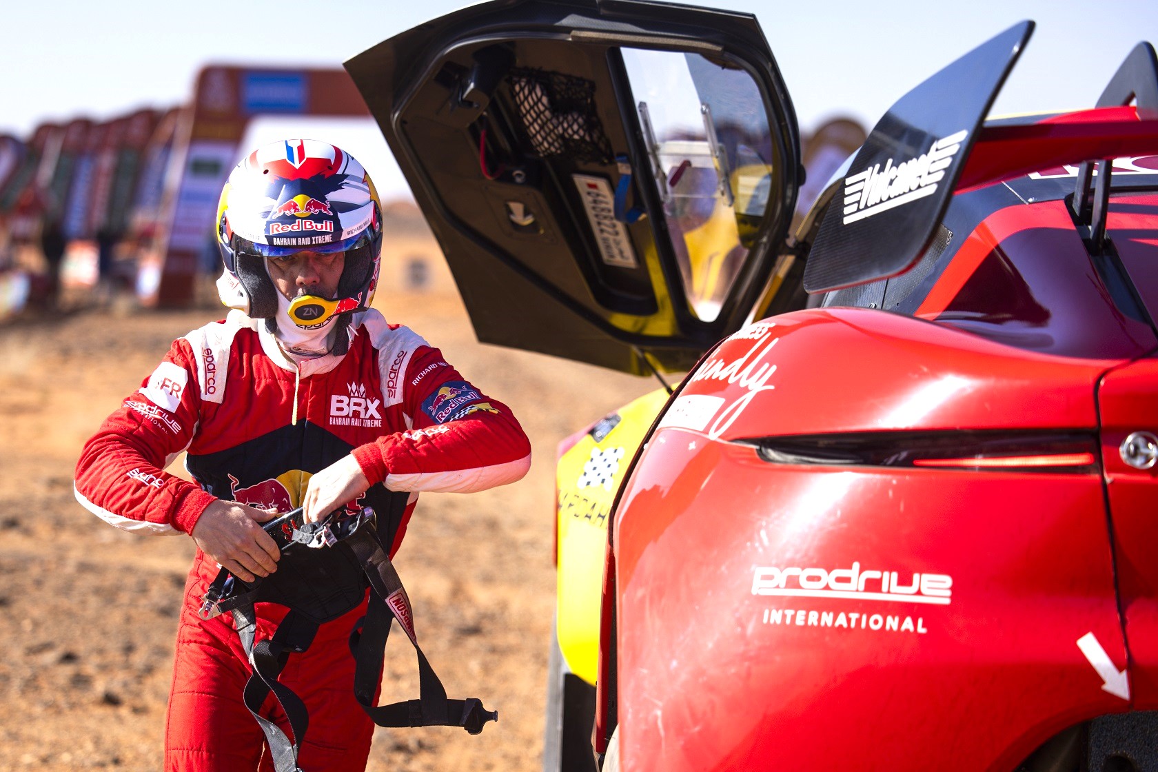 2. Sebastien Loeb - Bahrain Raid Xtreme Prodrive Hunter