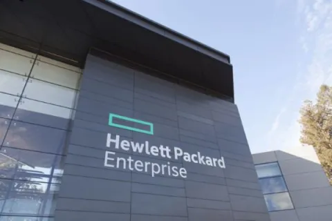 HPE_introduces-new-AI-and-hybrid-cloud-programs.webp