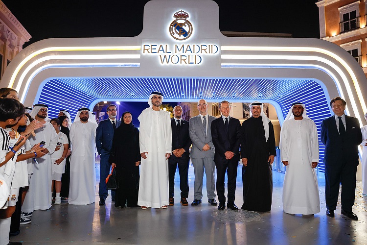 Real-Madrid-World-Park-inauguration-ceremony-with-Roberto-Carlos-and-Emilio-Butragueno_image-4.jpg