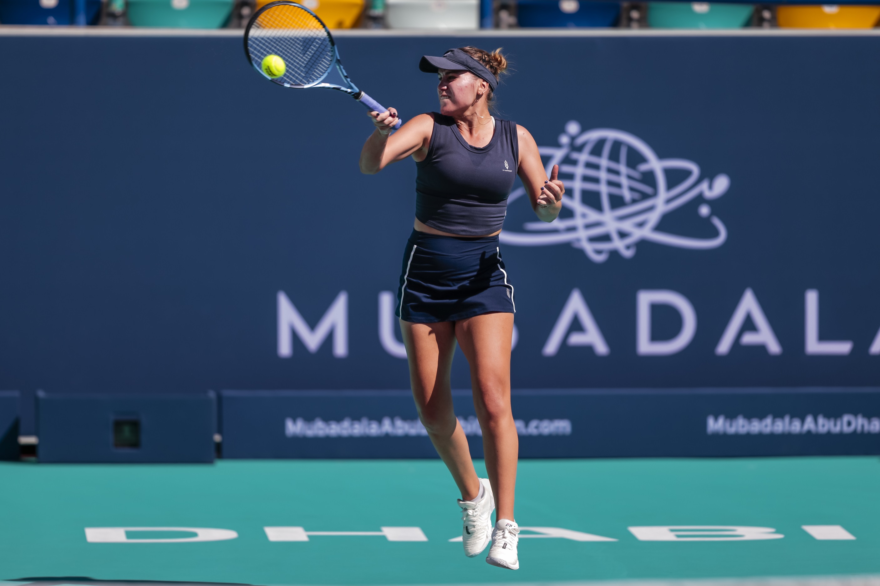 Aoi Ito of Japan vs Sofia Kenin of USA at the Mubadala Abu Dhabi Open held on Saturday, 1 February, 2025 held at Zayed Sports City, Abu Dhabi, United Arab Emirates