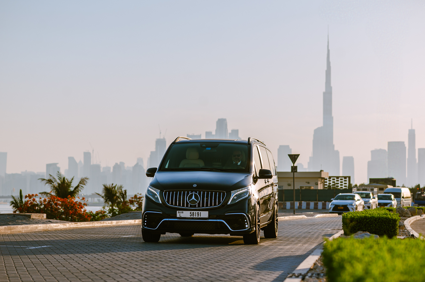 Zed Max Premium Minivan