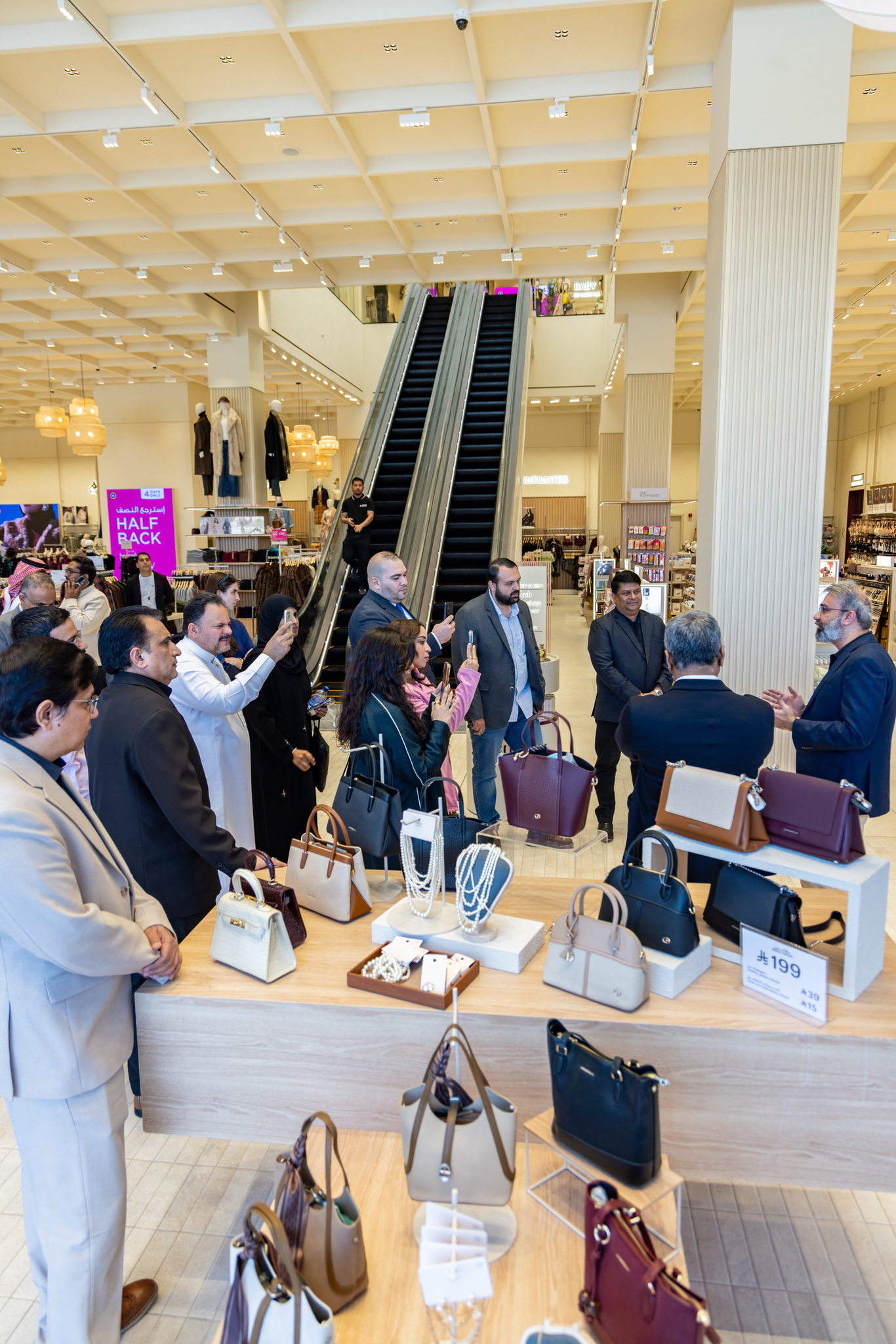 CenterPoint- MAX U WALK - RIYADH 2