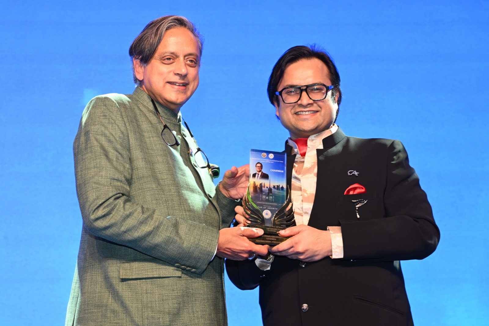 Shashi Tharoor, Mmeber of Indian Parliament CA Jai Prakash Agarwal, Chairman of ICAI Dubai Chapter