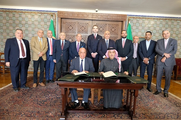 Dr.-Ali-bin-Ibrahim-Al-Maliki-right-Assistant-Secretary-General-and-Head-of-Economic-Affairs-Sector-from-the-League-of-Arab-States-signed-the-MOU-with-Essa-Hamza-Chair-of-the-FIA-MENA-Council.jpeg
