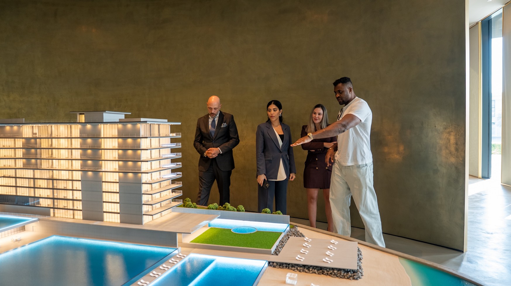 Francis Ngannou views the Armani Beach Residences model at the Arada sales centre in Dubai 1_LR