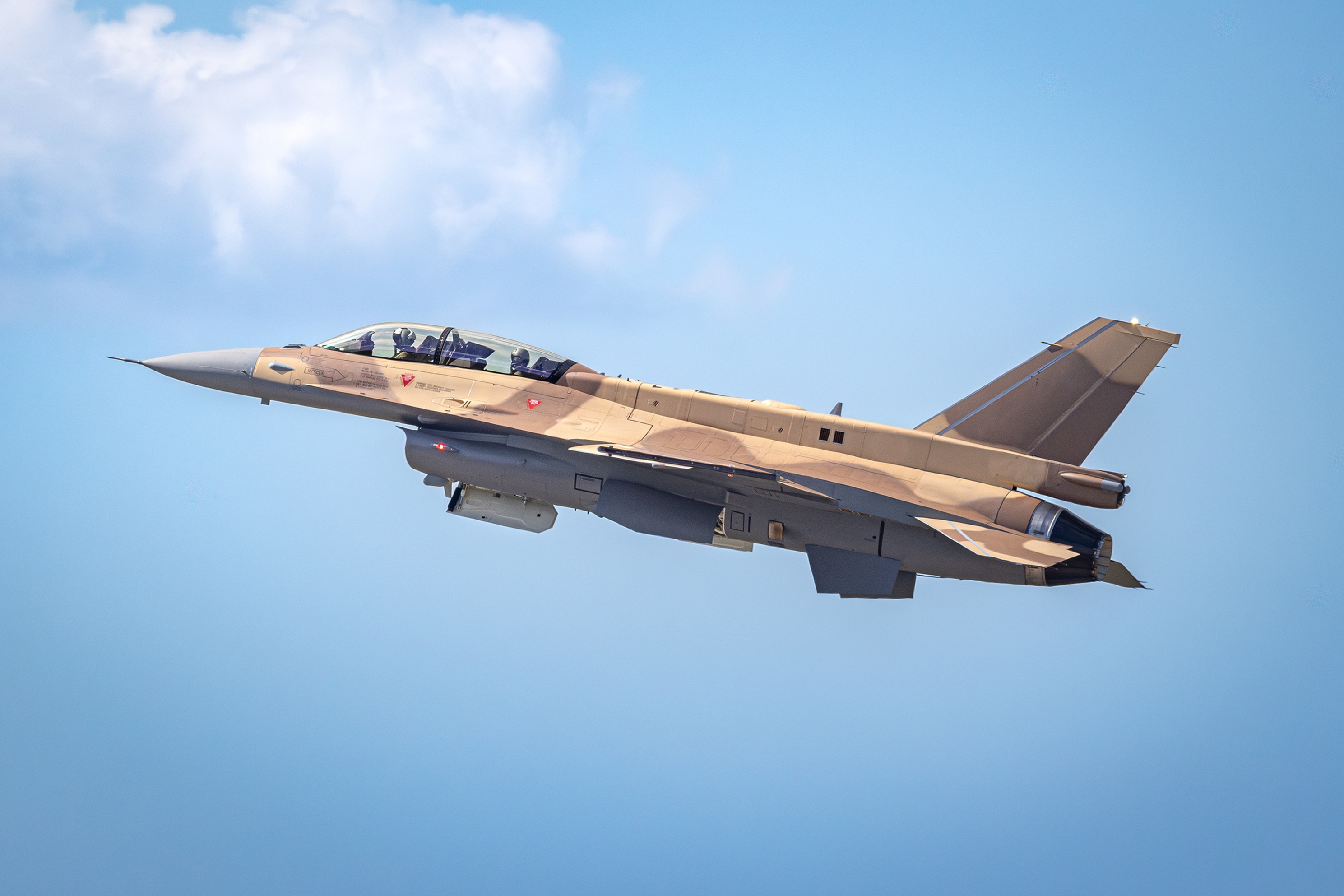 d399ec9b-5cf2-4178-8d18-25181eec7997